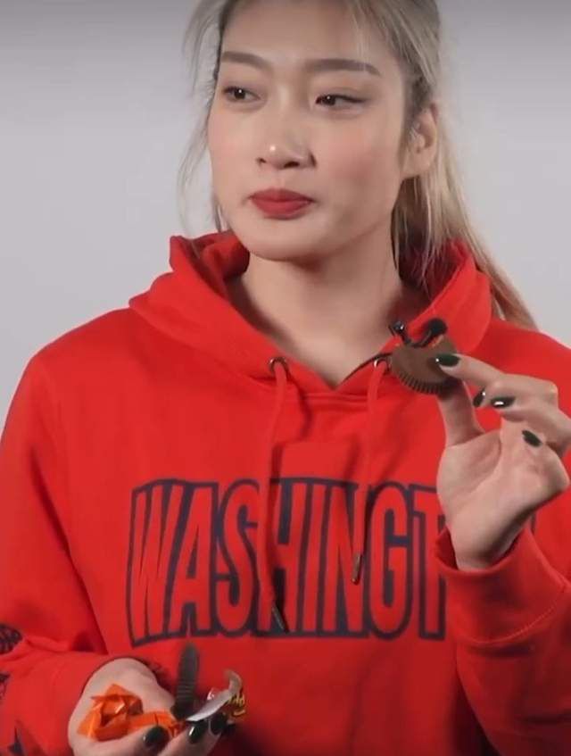 花丛中的天使