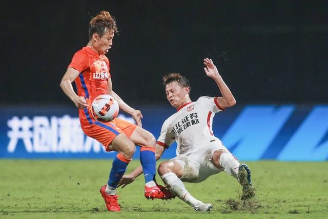 秘密会议室锁着的女人