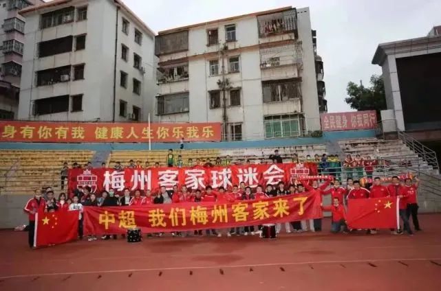 免费在线成人网